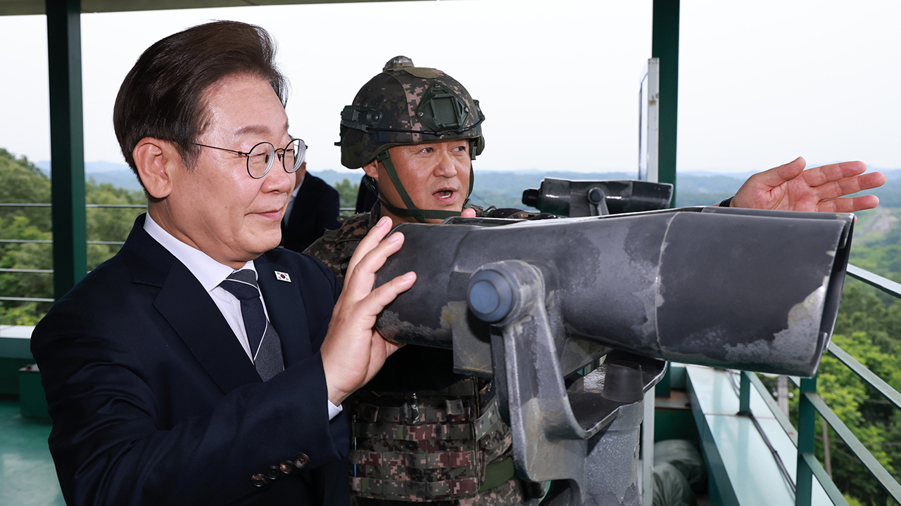 이 대통령 "군, 대한민국 존속에 가장 중요한 역할"