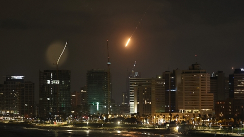 교전 나흘째 이스라엘 곳곳 이란 미사일 폭격..."29명 부상"