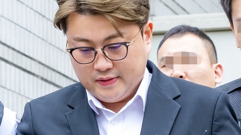 "김호중 관대하게 봐 달라"…팬들 청원에 KBS가 내놓은 답변 