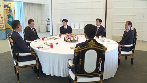 \'협치 물꼬\' 평가 속 여야 기 싸움도…"과제 산적"