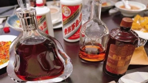 '중국판 김영란법' 구체화...'이해 관계자와 식사'는 무조건 규정 위반