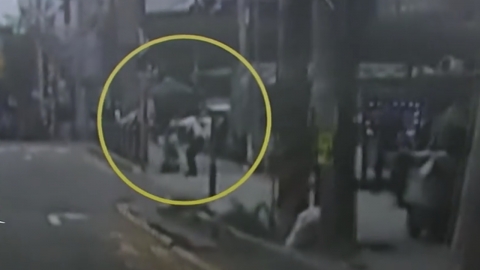 "경찰이 과잉 단속해"…무면허 전동킥보드 타던 10대 \'뇌출혈\'