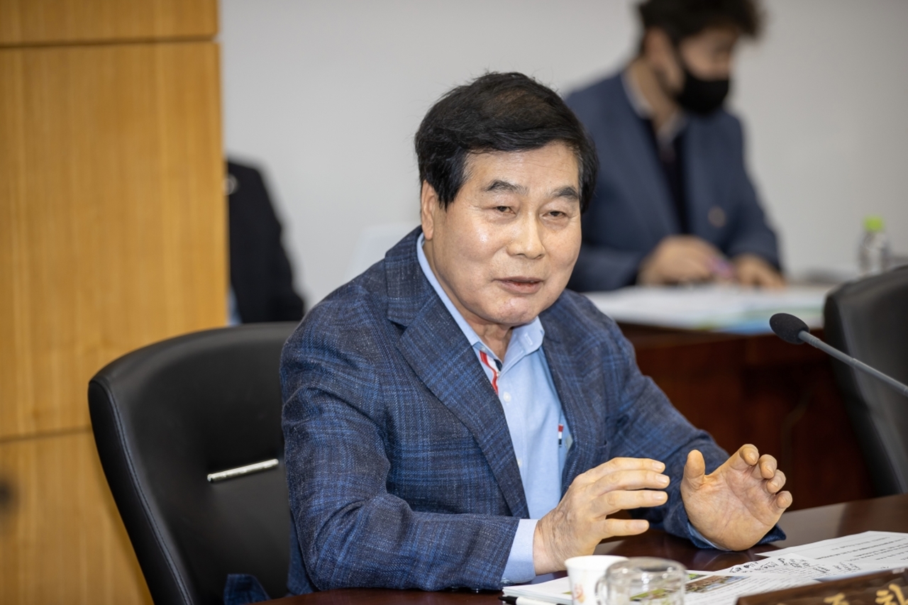 "내 축사는?"...의전 불만에 공무원 폭행 구미시의원, 의원직 유지