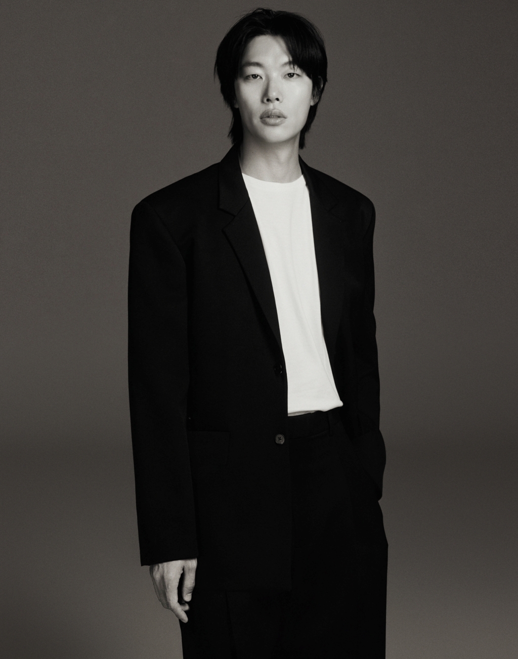 류준열, UAA 전속계약…송혜교·장기용과 한솥밥