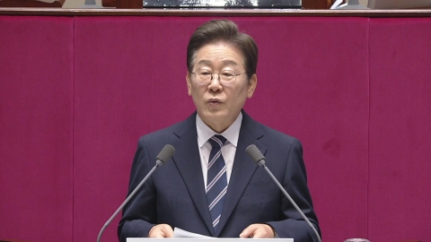 이 대통령 "골든타임 놓쳐선 안 돼"…첫 추경안 시정 연설