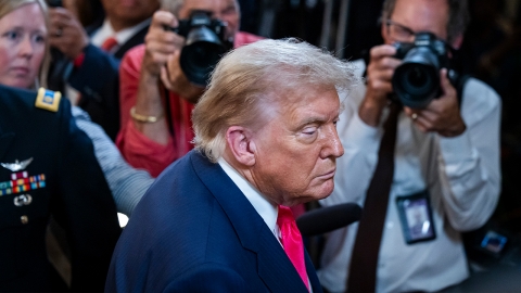 "격분한 트럼프, 의회와 정보 공유 제한키로...민주당 반발"