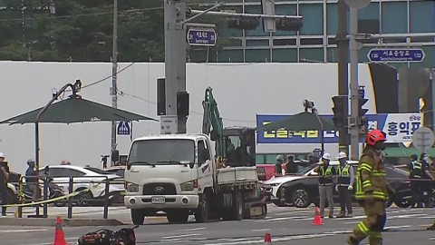  '가스 배관 파손' 교대역 통제구간 확대...법원로 교차로까지