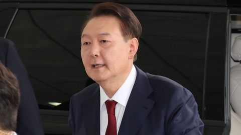 윤 전 대통령 오전 조사 종료..."의결 방해·외환죄도 조사"