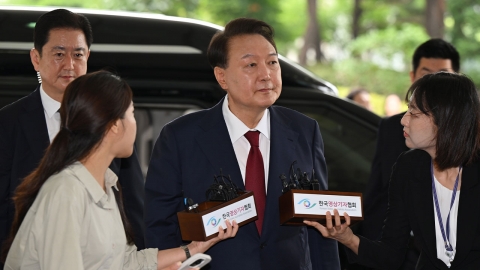  윤석열 측, 내일 내란특검 2차 소환 연기 요청