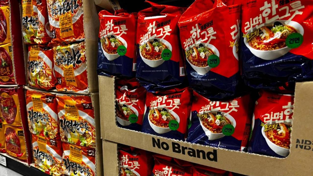 '500원 라면' 불티…대형마트·편의점서 조용한 돌풍