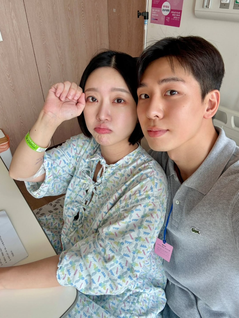 레이디제인·임현태 부부, 쌍둥이 딸 출산…"우주와 별, 환영해"