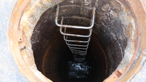  소방 "인천 병방동 맨홀 실종자 숨진 채 발견"