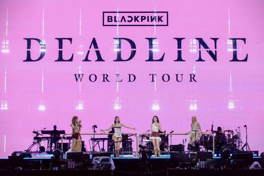 블랙핑크 콘서트 '시야 논란'…YG 사과 "후속 조치 예정"