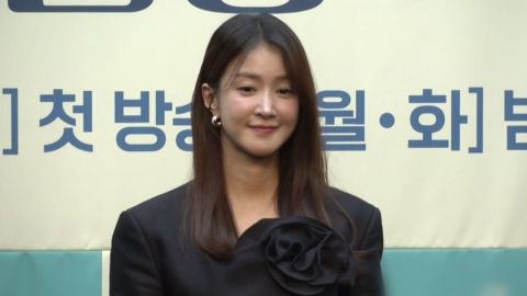 이시영, 전남편 동의 없이 냉동배아로 임신…\'갑론을박\'