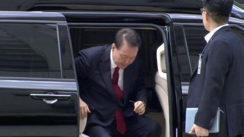  윤 전 대통령 법원 도착...오늘 구속영장 실질 심사