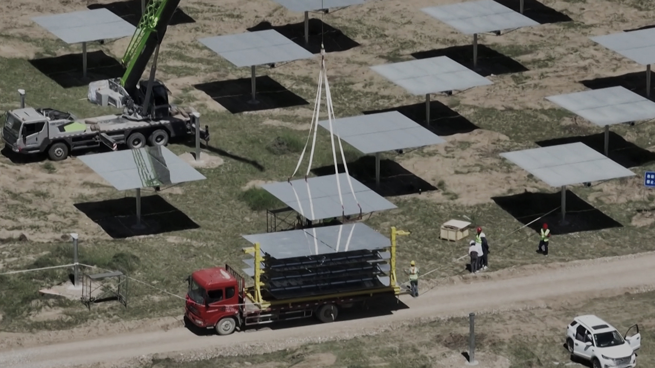 태양과 석유의 충돌...미-중 에너지 패권 경쟁의 새로운 국면  [한방이슈]