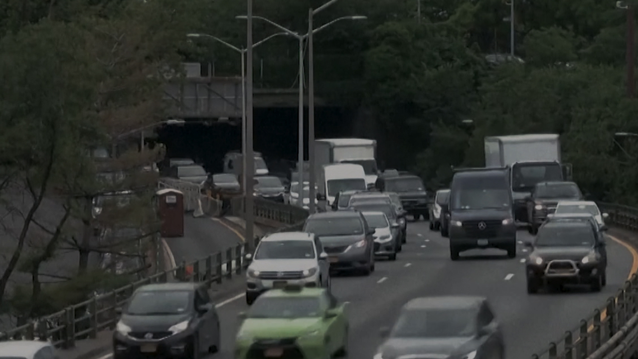 태양과 석유의 충돌...미-중 에너지 패권 경쟁의 새로운 국면  [한방이슈]