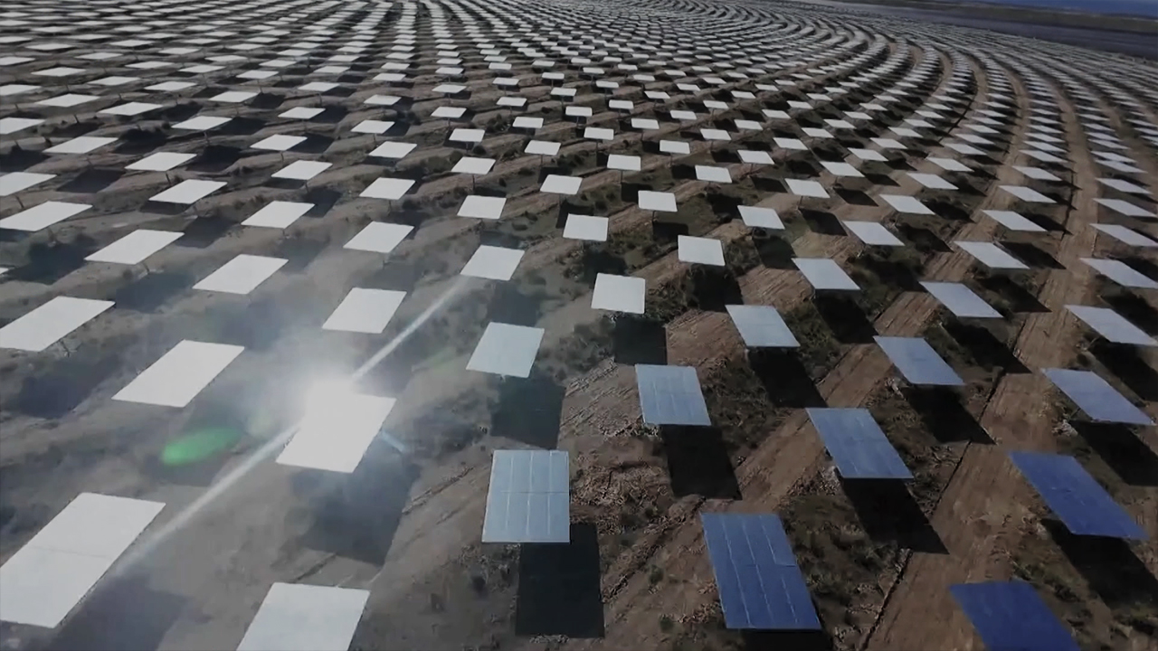 태양과 석유의 충돌...미-중 에너지 패권 경쟁의 새로운 국면  [한방이슈]