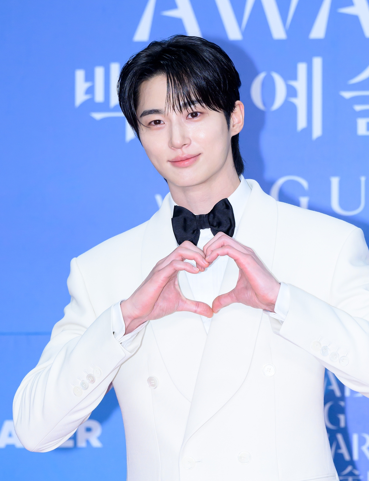 '1억 기부' 변우석, 고액 기부자 모임 위촉 “따뜻한 마음 나눌 것”