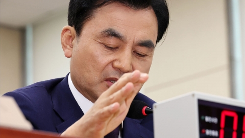 \'22개월 방위병\' 안규백, 8개월 더 복무한 이유 묻자... [Y녹취록] 