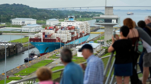 "중국 측, 파나마항 인수 참여 못하면 매각 봉쇄 위협"
