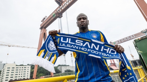 '득점왕·MVP' 말컹 울산 입단...6년 만에 K리그 복귀