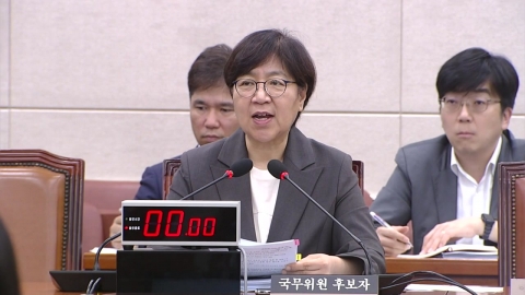정은경 "코로나 수혜주? 시세 차익 없어"…해명에 진땀