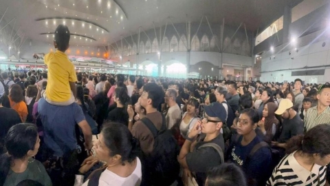 말레이시아 출입국 게이트 이틀간 장애...38만 명 '장사진'