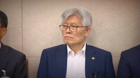 인사혁신처장, 과거 박원순 사건 \'기획\' 주장…자질 논란