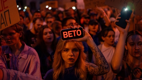 우크라이나에서 전쟁 후 첫 '反젤렌스키' 시위...반부패국 권한 제한에 반발