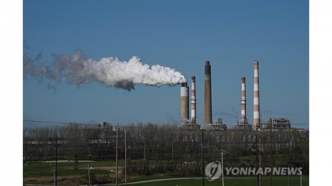 온실가스 규제 완전히 사라지나?...트럼프 행정부 '위해성 판단' 폐기 추진