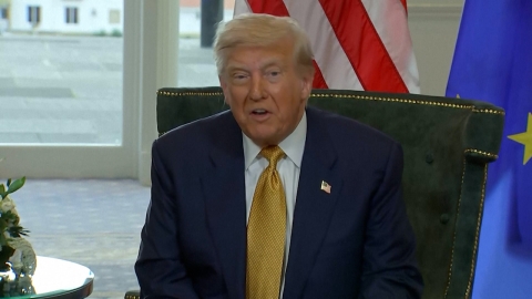 트럼프 골프치다 본 풍차 맹비난..."풍력은 고래 미치게 해"