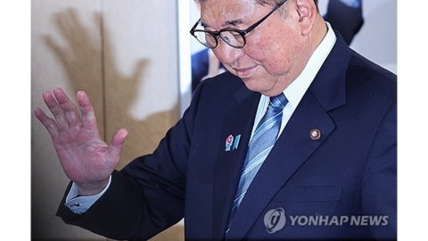 '이시바 퇴진' 엇갈리는 여론..."문제는 자민당"
