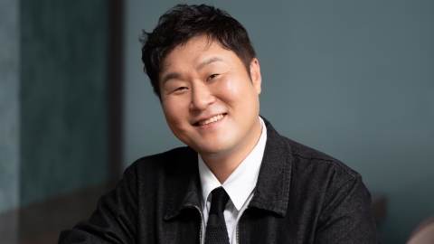 [Y터뷰] '좀비딸' 윤경호, 봉준호 감독 