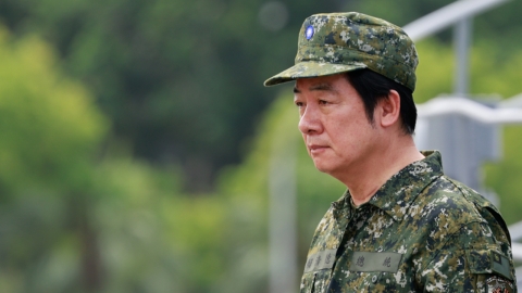 중국 눈치보는 트럼프, 타이완과 거리 두기...국방장관 회담도 취소