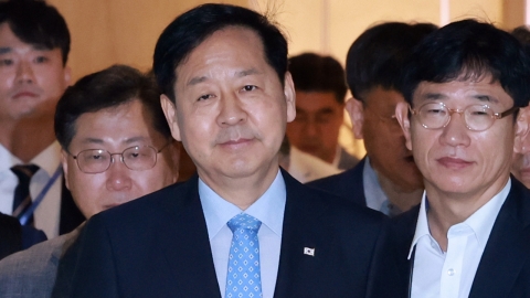  경제부총리, 이틀연속 미 상무장관과 통상협상..."최선 다하겠다"