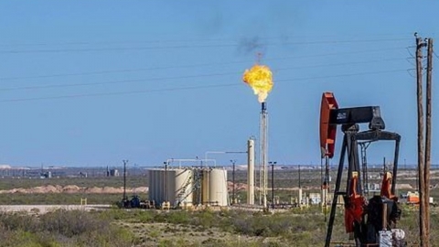 뉴욕 유가 1.1% 상승...트럼프 대러 제재 강화 경고에 상승