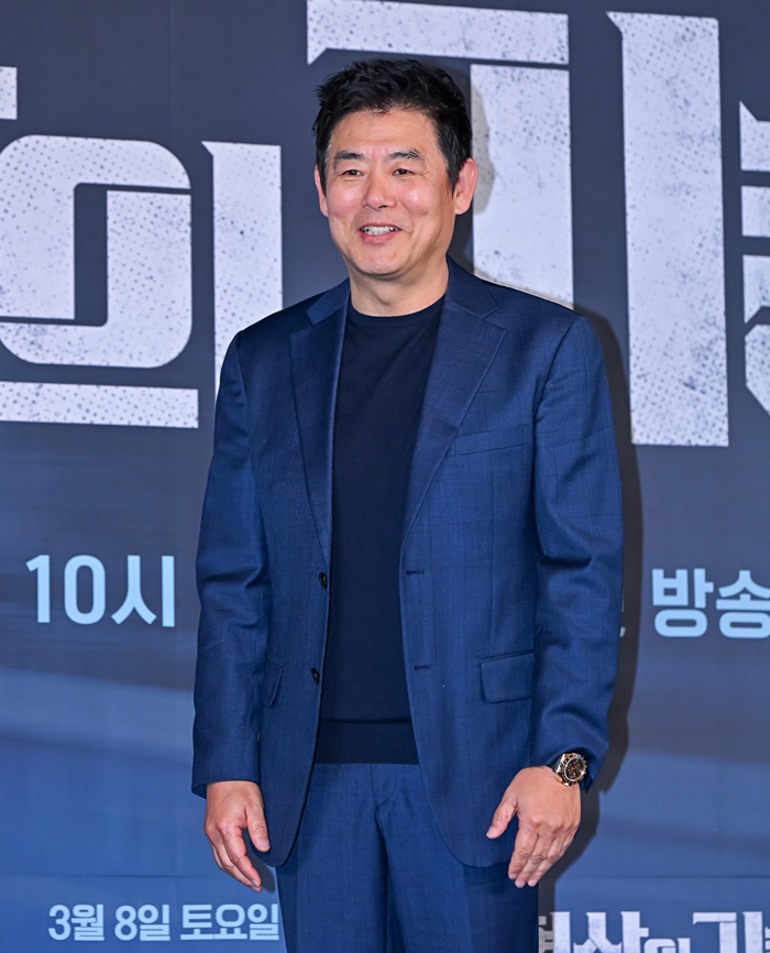  성동일, 변호사 된다…드라마 '죽음의 꽃'서 려운·금새록과 호흡