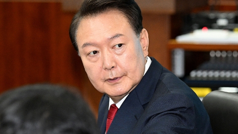 윤석열 "내 몸에 손대는 순간 불법"...버티기에 \'물리력\' 등장? [Y녹취록]