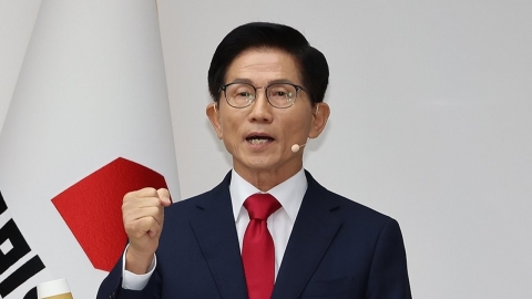 김문수 "계엄해서 아무도 안 죽어…尹 재입당 받아줄 것"