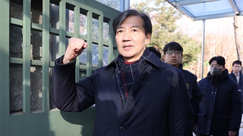 "감옥서 출판하며 정치인 행세"…\'조국 사면\' 가능성에 쏠린 시선 [Y녹취록]