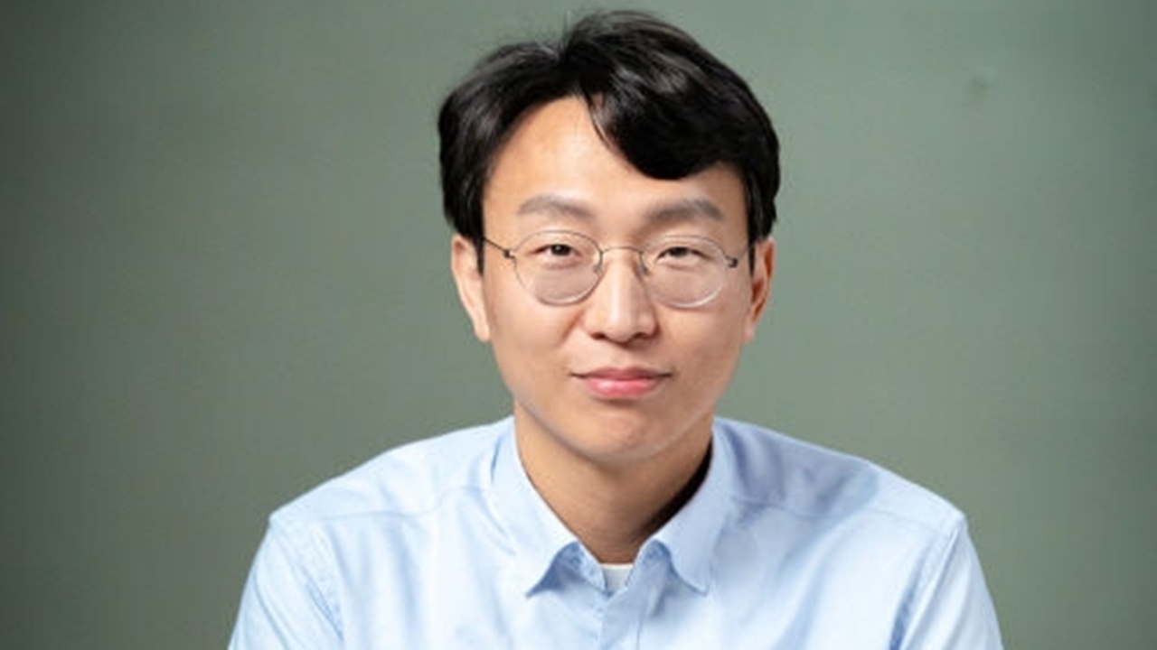 "물 적당히 마셔라"가 공포심 유발?...정희원 유퀴즈 저격에 '갑론을박'