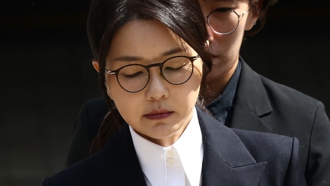 '수용번호 4398' 남부구치소 정식 입소…독방 수용