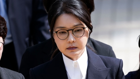  김건희, 구속 뒤 첫 소환...특검 사무실 도착