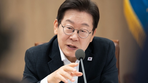 이 대통령, 연쇄 정상회담에 남북관계까지…외교·안보 현안 산적