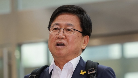 "잘 가라 병XX"…최교진, 박근혜 퇴진 집회서 비속어 논란