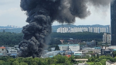 [속보] 인천 서구 경서동 공장에 큰불…소방 진화 작업 중