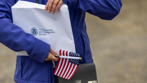 트럼프 정부, 귀화 신청자 '이웃·직장동료'도 조사 방침