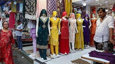 '50% 관세' 직격탄에 인도 수출업체들 "살려달라" 아우성