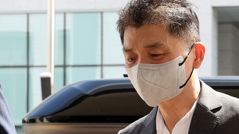\'SM 주가 조작\' 카카오 김범수에 15년 구형…"무죄 주장"